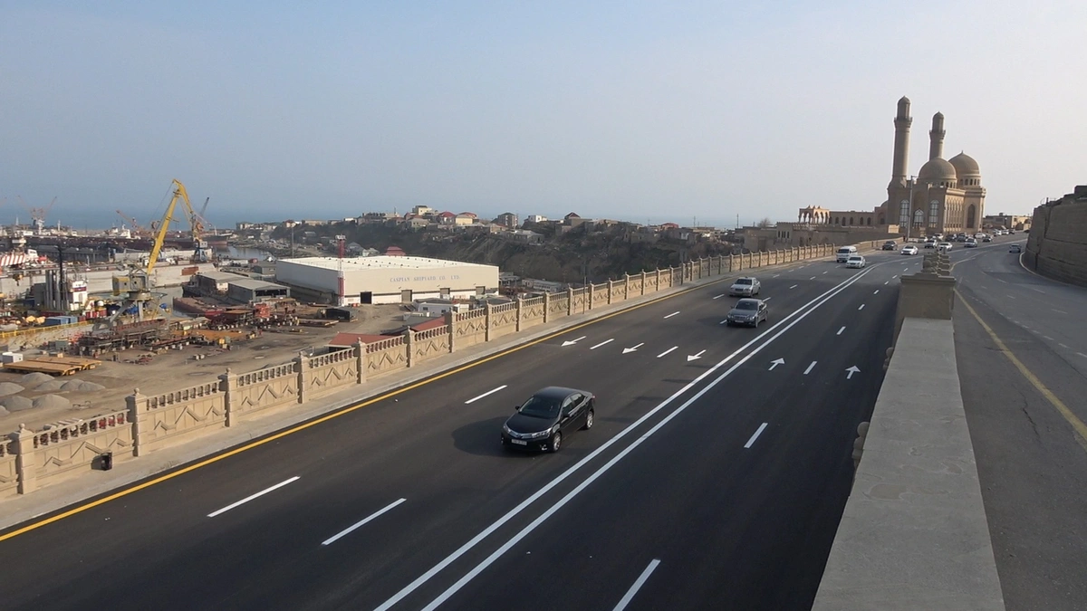 “Bibiheybət”dən şəhərə gələn yol açıldı - FOTO